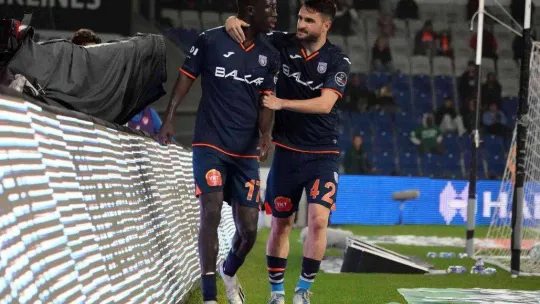 Spor Toto Süper Lig: Medipol Başakşehir: 3 - Giresunspor: 1 (Maç sonucu)