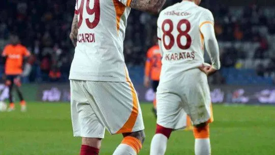 Spor Toto Süper Lig: Medipol Başakşehir: 0 - Galatasaray: 3 (İlk yarı)