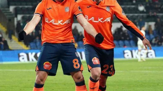 Spor Toto Süper Lig: Medipol Başakşehir: 2 - Antalyaspor: 0 (Maç sonucu)