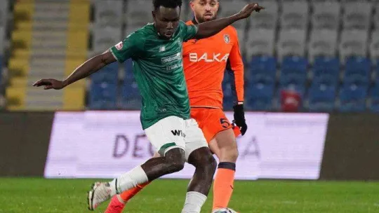 Spor Toto Süper Lig: Medipol Başakşehir: 0 - Konyaspor: 0 (Maç devam ediyor)