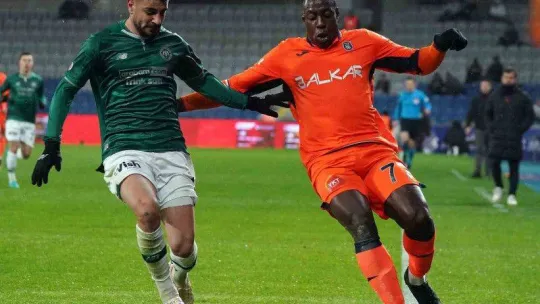 Spor Toto Süper Lig: Medipol Başakşehir: 1 - Konyaspor: 0 (İlk yarı)