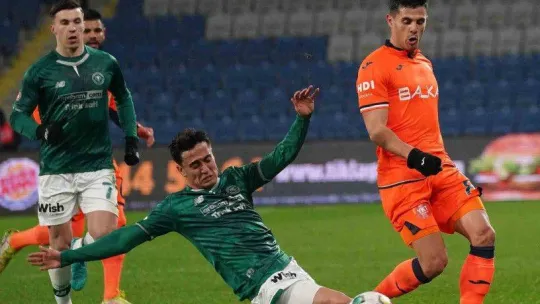 Spor Toto Süper Lig: Medipol Başakşehir: 1 - Konyaspor: 0 (İlk yarı)