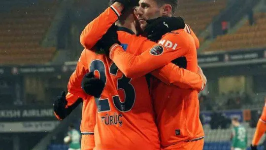 Spor Toto Süper Lig: Medipol Başakşehir: 2 - Konyaspor: 0 (Maç sonucu)