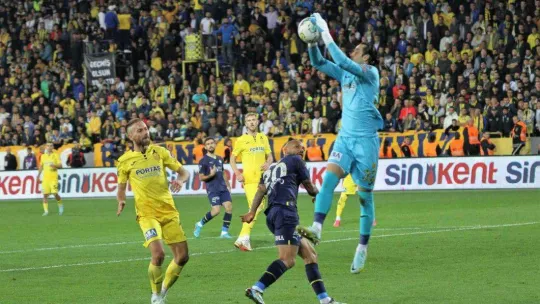 Spor Toto Süper Lig: MKE Ankaragücü: 0 - Fenerbahçe: 3 (Maç sonucu)