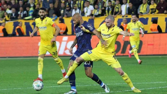 Spor Toto Süper Lig: MKE Ankaragücü: 0 - Fenerbahçe: 3 (Maç sonucu)