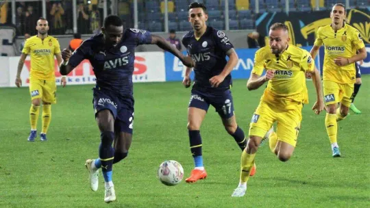 Spor Toto Süper Lig: MKE Ankaragücü: 0 - Fenerbahçe: 3 (Maç sonucu)
