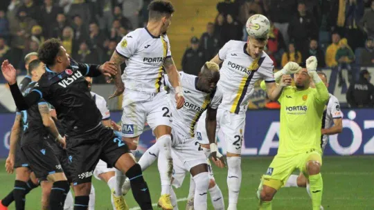 Spor Toto Süper Lig: MKE Ankaragücü: 0 - Trabzonspor: 0 (Maç devam ediyor)