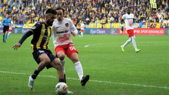 Spor Toto Süper Lig: MKE Ankaragücü: 0 - Gaziantep FK: 0 (İlk yarı)