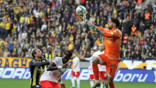 Spor Toto Süper Lig: MKE Ankaragücü: 0 - Gaziantep FK: 0 (İlk yarı)