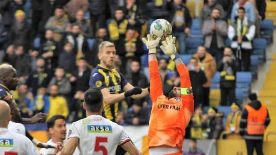 Spor Toto Süper Lig: MKE Ankaragücü: 0 - Gaziantep FK: 0 (İlk yarı)