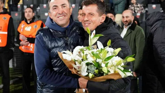 Spor Toto Süper Lig: Ümraniyespor: 1 - Medipol Başakşehir: 1 (Maç devam ediyor)