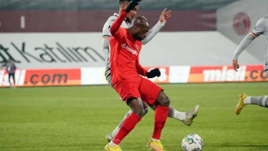 Spor Toto Süper Lig: Ümraniyespor: 1 - Medipol Başakşehir: 3 (Maç sonucu)