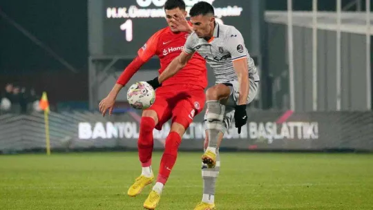 Spor Toto Süper Lig: Ümraniyespor: 1 - Medipol Başakşehir: 3 (Maç sonucu)