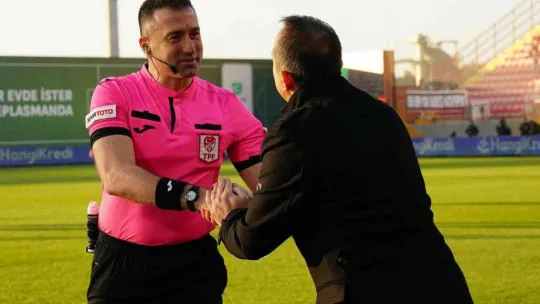 Spor Toto Süper Lig: Ümraniyespor: 0 - Hatayspor: 1 (Maç devam ediyor)