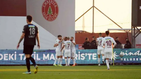 Spor Toto Süper Lig: Ümraniyespor: 1 - Hatayspor: 1 (İlk yarı)