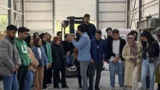 SUBÜ Hendek MYO karavan fuarına katıldı