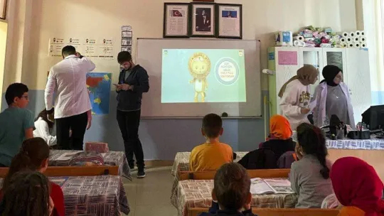 SUBÜ öğrencileri diyabete dikkat çekti