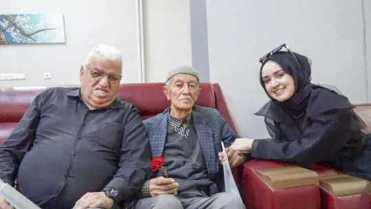 SUBÜ öğrencileri huzurevi sakinlerinin tecrübelerini dinledi