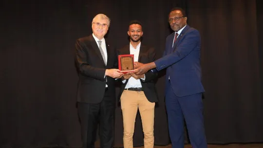 Sudanlı öğrenciler mezun oldu