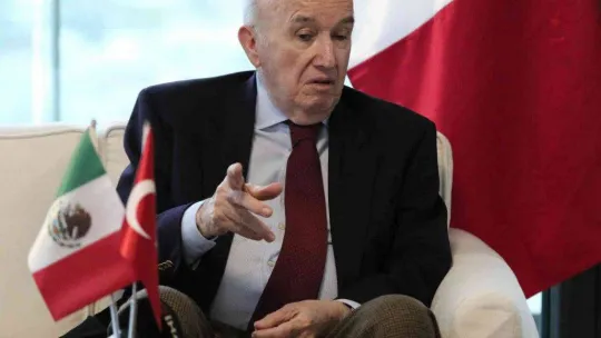 Sultan Abdulhamid'in torunuyla evli olan Meksika Büyükelçisi eşiyle Ankara'daki günlerini anlattı