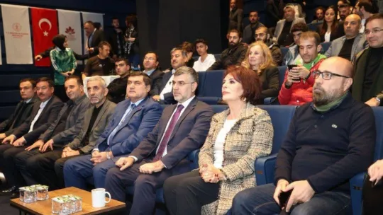 Sultanbeyli 2. Kısa Film Yarışmasında ünlü yönetmen Metin Erksan anıldı