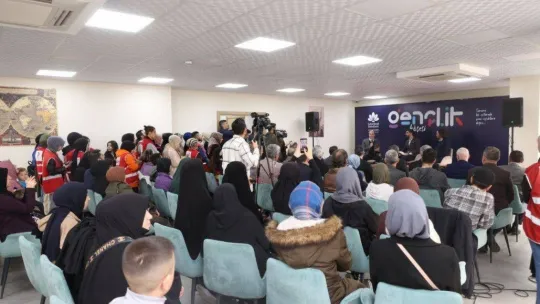 Sultanbeyli'de 'Gençlik Akademisi' açıldı