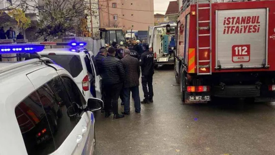 Sultanbeyli'de göçük altında kalan işçinin cansız bedeni çıkarıldı