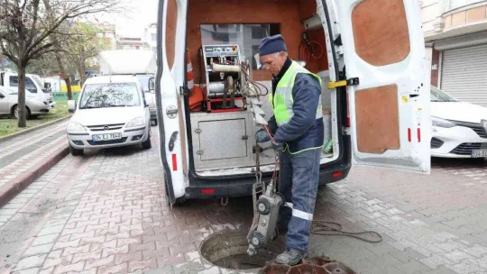 Sultangazi Belediyesinden 'kameralı' temizlik