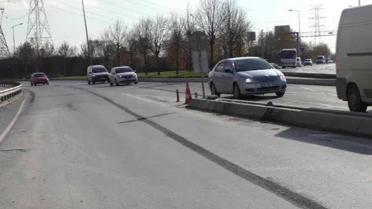 Sultangazi'de İBB'nin yanlış yol çalışması kazaları da beraberinde getirdi