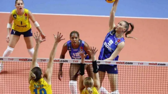 Sultanlar Ligi: Fenerbahçe Opet: 3 - PTT: 0