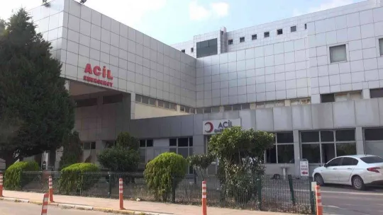 Tabancayı temizlerken kazara kendini vurdu