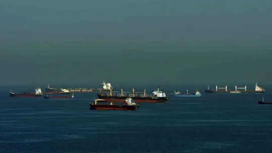 Tahıl koridoru için gelen gemiler İstanbul çevresinde bekliyor