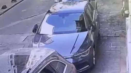 Taksim'de beyzbol sopalı ve kasklı dehşet kamerada: Komadaki bekçi 4 ay sonra öldü