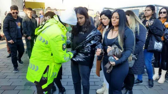 Taksim Meydanı ve İstiklal Caddesine çıkan yollar kapatıldı