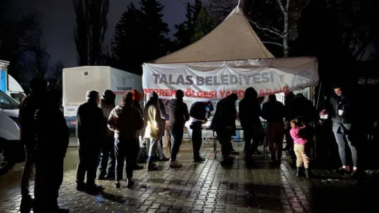 Talas deprem bölgesinde yara sarıyor