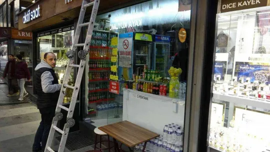 Tarihi çarşıdaki dehşet anları kamerada