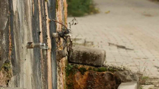 Tarihi lahit, köyün çeşmesi oldu