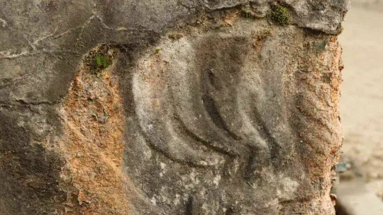 Tarihi lahit, köyün çeşmesi oldu
