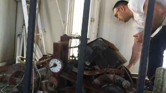 Tarihi Tophane'de asırlık saat tıkır tıkır işliyor