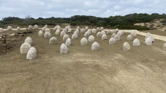 Tarihi Yarımada'da Çanakkale Savaşları'ndan kalma Projektör Tepe Şehitliği bulundu