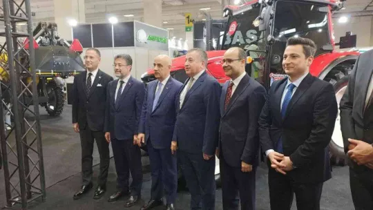 Tarım ve Orman Bakanı Kirişci'den traktörlere koltuk ısıtması tavsiyesi