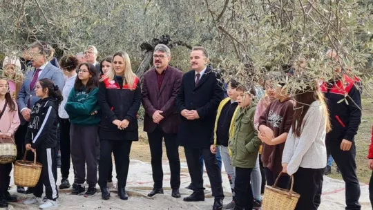 Tarımsal üretim ve tarladan sofraya gıda güvenilirliği bilincinin oluşturulması projesi dahilinde öğrencilere uygulamalı eğitim verildi