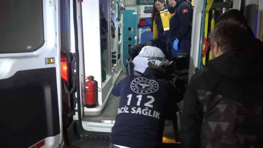 Tartıştığı arkadaşını 3 yerinden bıçakladı