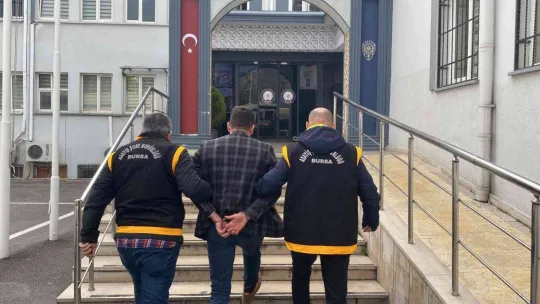 Tartıştığı pazarcıyı bıçaklayan perdeci yakalandı