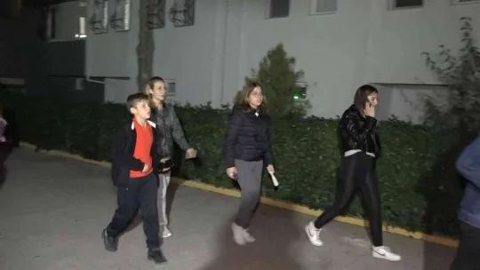 Tatbikatı kimileri uyguladı, kimisi de film gibi izledi