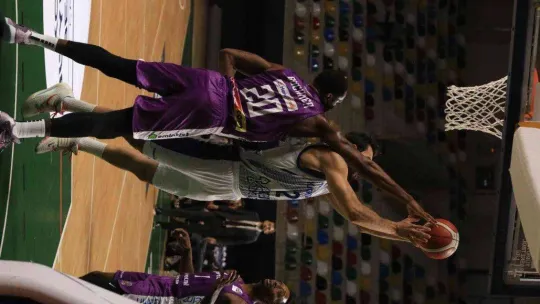 TBL: Kocaeli BŞB Kağıtspor: 72 -Sigortam.Net: 79