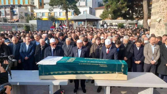TBMM Başkanı, kardeşi gibi gördüğü halasının oğlunun cenaze namazını kıldırdı