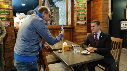 TDP Genel Başkanı Sarıgül: 'Elon Musk dediğin kravatlı bir soyguncudur'