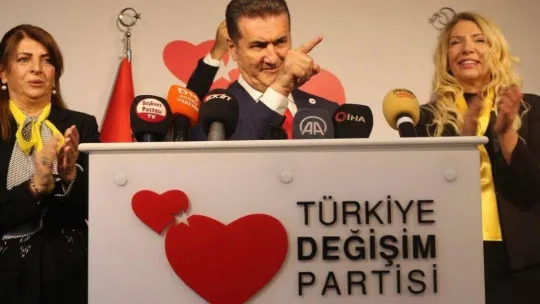 TDP lideri Sarıgül: 'Bir başka siyasi, bir başka partiyi popülist politika yaparak dışarıdan yönetmeye kalkmamalıdır'