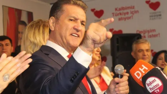 TDP lideri Sarıgül: 'Bir başka siyasi, bir başka partiyi popülist politika yaparak dışarıdan yönetmeye kalkmamalıdır'